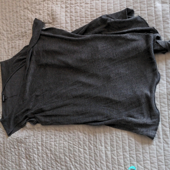 Torrid Gray Soft Split Back Tunic Knit Drape Vest Sweater Top, size 0x - Picture 3 of 8